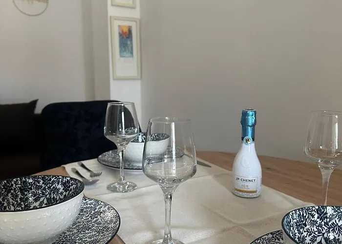 Aaa Luxury Πανσιόν