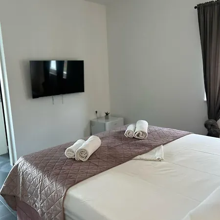 Pensión Aaa Luxury 3*