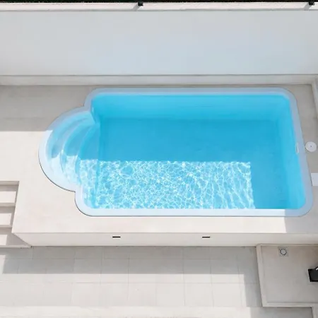 Aaa Luxury With Pool Pensjonat 3*