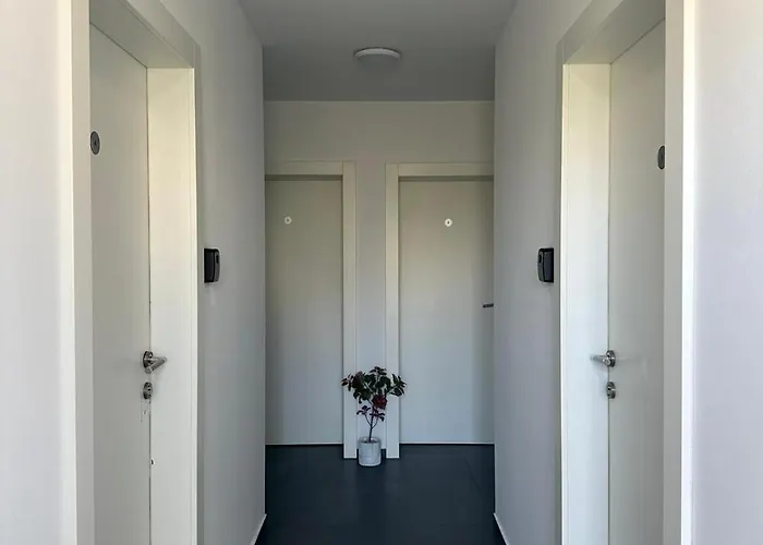 Aaa Luxury Pensión
